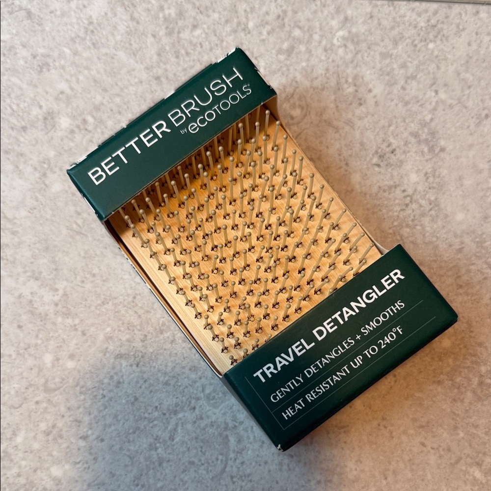 EcoTools Better Brush with Gold and Green Design